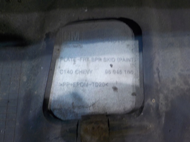 CHEVROLET CAPTIVA LIFT 2.2 VCDI 11R PARE-CHOCS AVANT