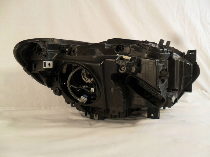 PROJECTEUR AVANT CÔTÉ GAUCHE BMW 1 F20 F21 7229679 XÉNON ROTATIF