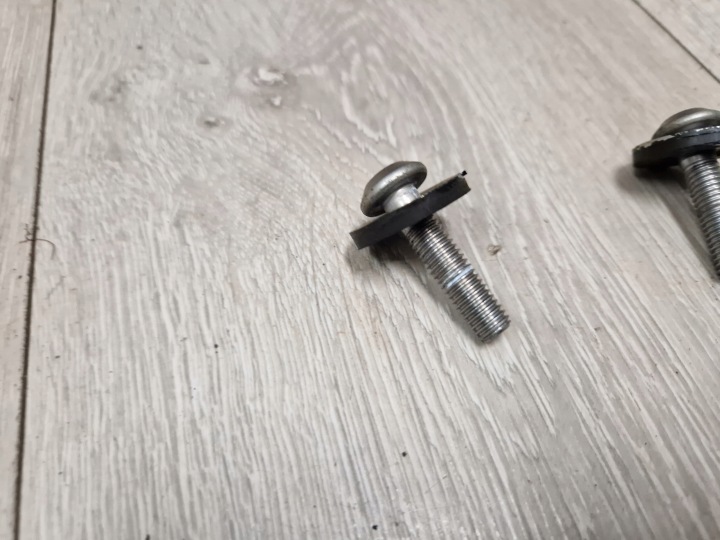 YAMAHA FZ8 FZ1 FZ6 BOULONS SETA PODNOZKA CHÂSSIS FAZER FZ8S FZ8N CONDUCTEUR