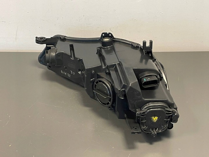DROITE GAUCHE PHARE PROJECTEUR AUDI A4 B9 AVANT LIFT BI-XENON