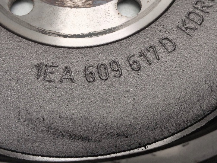 TAMBOUR DE FREIN ARRIÈRE GAUCHE CUPRA BORN (K11) 1EA609617D 32146615 170KW 2024