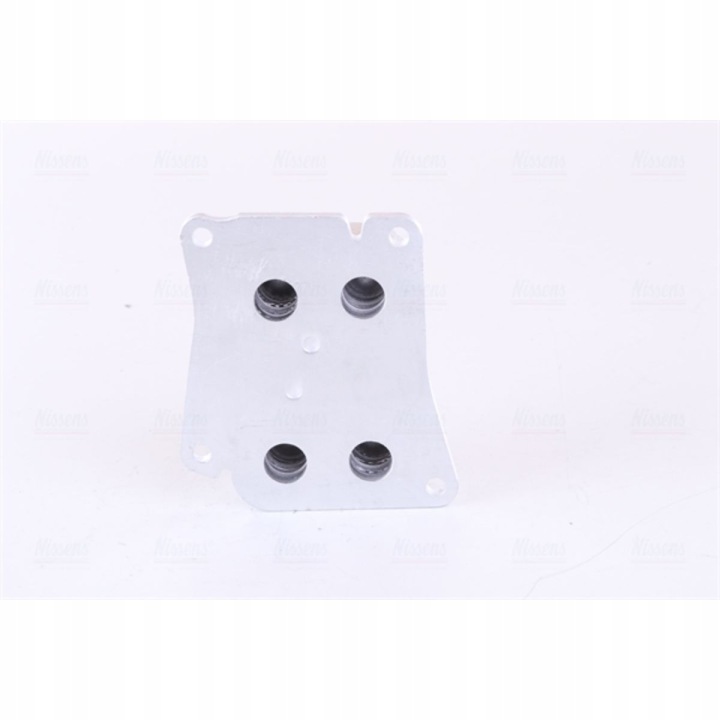 NISSENS 90777 RADIATEUR HUILES HUILE MOTEUR