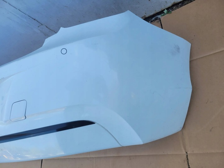 PARE-CHOCS ARRIÈRE BMW 1 (F20) 63085541 2.0L DIESEL 105KW 2011