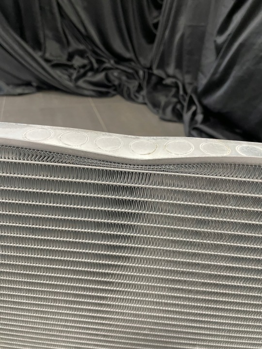 RADIATEUR VERS ALFY ROMEO 159 (2005-2008)