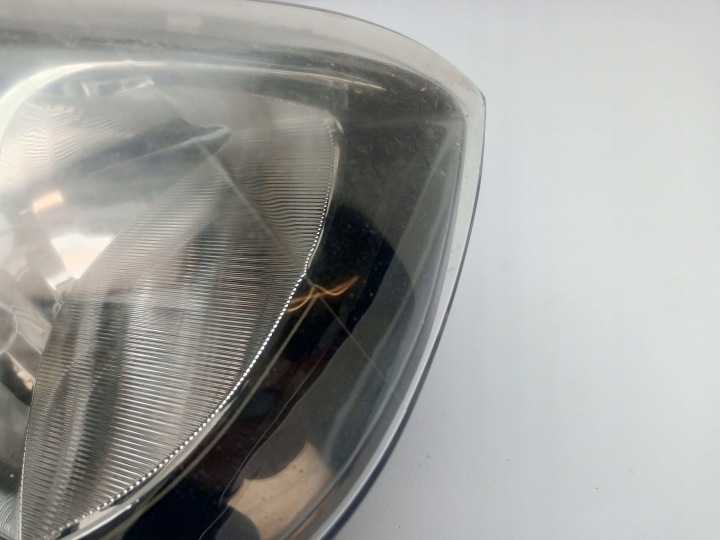 HYUNDAI I20 I 1 LIFT 2012- PHARE AVANT DROITE DROIT AVANT 92102-4P500