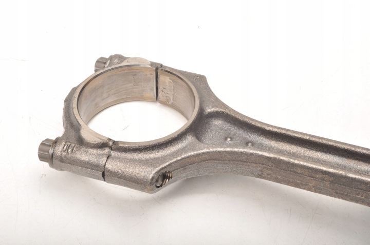 VOLVO XC90 II PISTON AVEC BIELLE P1 82L175