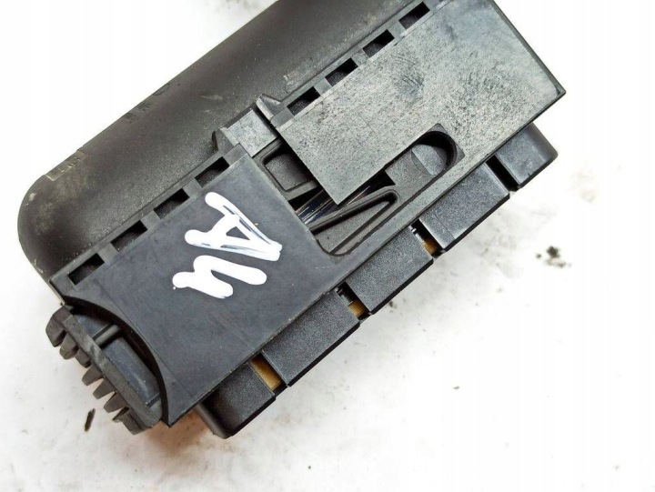 CONDUITES DE DÉRIVATION HAUTE TENSION AUDI A4 (8K2, B8) 8K0906385A 2.0L DIESEL 105KW