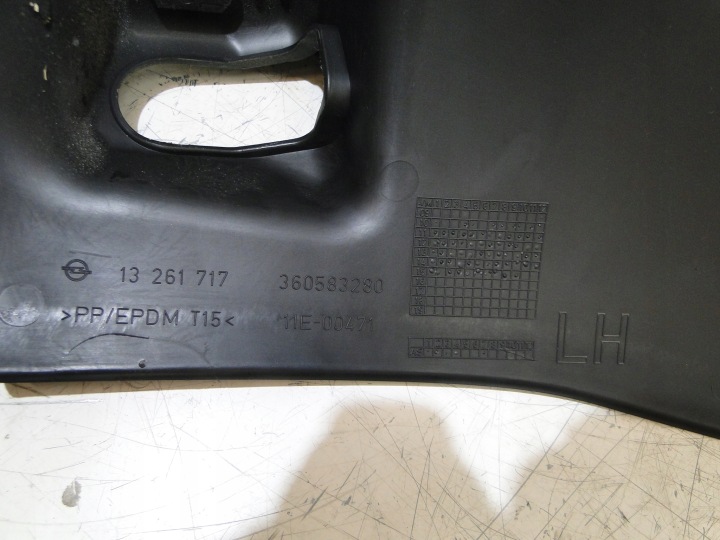 OPEL ASTRA J IV PROTECTION MONTANTS SEUIL GAUCHE ARRIÈRE UNIVERSEL
