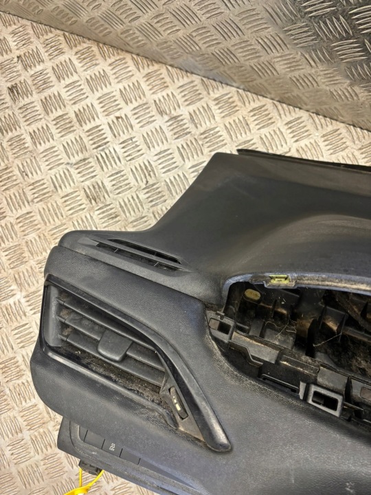 PLANCHE CONSOLE AIRBAG COUSSIN PASSAGER PEUGEOT 208 I 1 2008 I 1 EUROPE