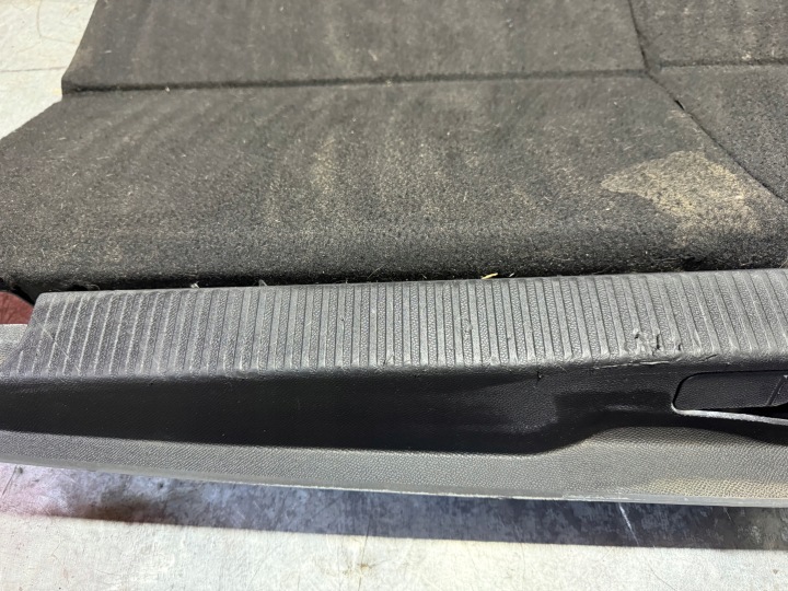 PEUGEOT 5008 II TAPIS REVÊTEMENT COUVERCLES DE COFFRE 7 PERSONNES PROTECTION ARRIÈRE COURROIE