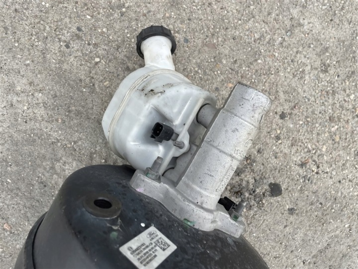SERVO POMPE DE FREIN 14-23R GK31-2B195-CB FORD TRANSIT MK8