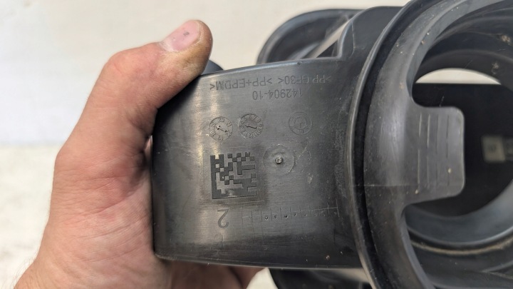 BMW 3 G20 CLAPET GOULOTTE DE REMPLISSAGE CARBURANTS DIESEL ADBLUE 7433430 142904-10