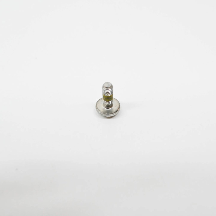 VIS AVEC DOUILLE SZESCIOKATNYM M6X16 VAG AUDI A4 A5 A6 A7 R8 ORIGINAL