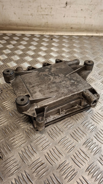 CONTRÔLEUR MOTEUR IVECO 0281001527