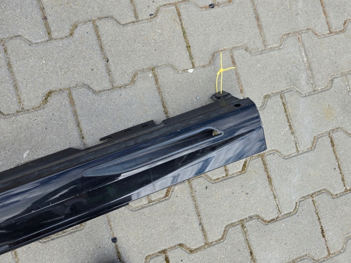 MOULURE SEUIL GAUCHE BMW 5 G60 G61 KIT 8084759