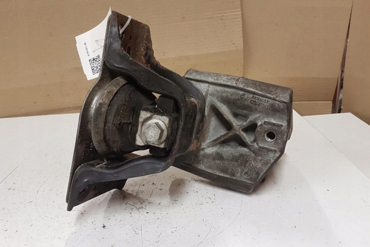 AVANT COUSSIN MOTEUR RENAULT CLIO III (BR0/1, CR0/1) 11210AX600 1.46L