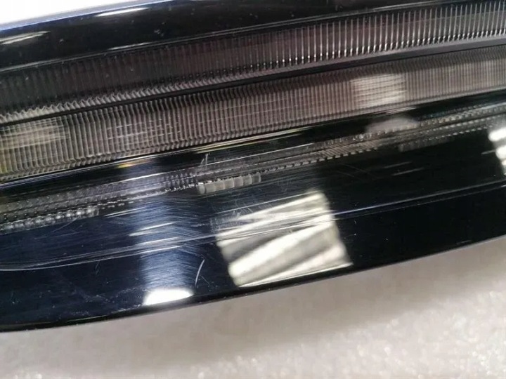 PORSCHE TAYCAN 9J LEFT REAR LIGHT 9J1945091E TAILLIGHT DEFECT