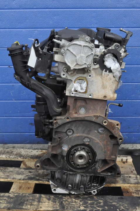 VOLVO C30 S40 V50 V70 S80 2.0D MOTOR D4204T 182TK 