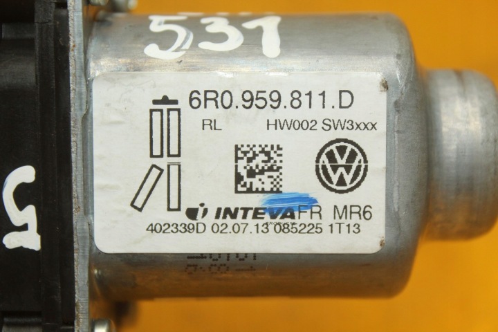 PETIT MOTEUR CONTRÔLEUR VITRES GAUCHE ARRIÈRE VW AMAROK I 6R0959811D