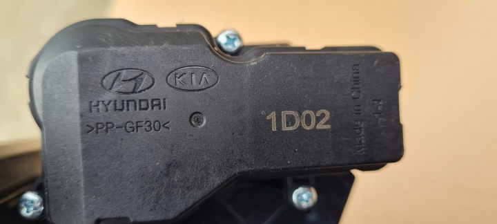 PRISE LADOWANIA HYUNDAI IONIQ V CLAPET 230V/32A 400V/48A