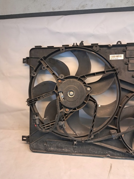 VENTILATEUR RADIATEUR RANGE ROVER EVOQUE I 2.2D BJ32-8C607-AD