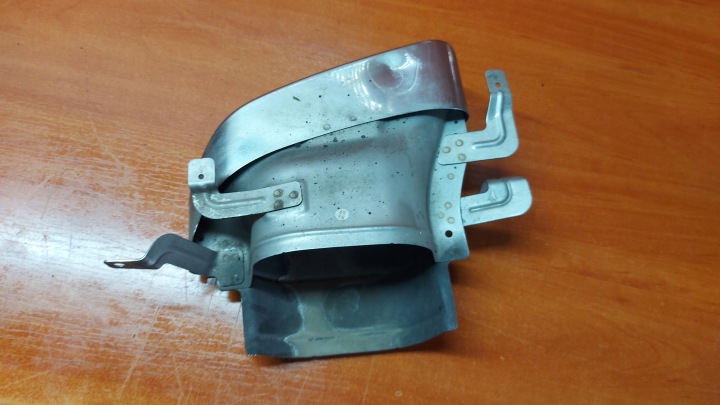 EMBOUT MOULURE BOUCHON ÉCHAPPEMENT DROITE DROIT ARRIÈRE ARRIÈRE VOLVO S60 V60