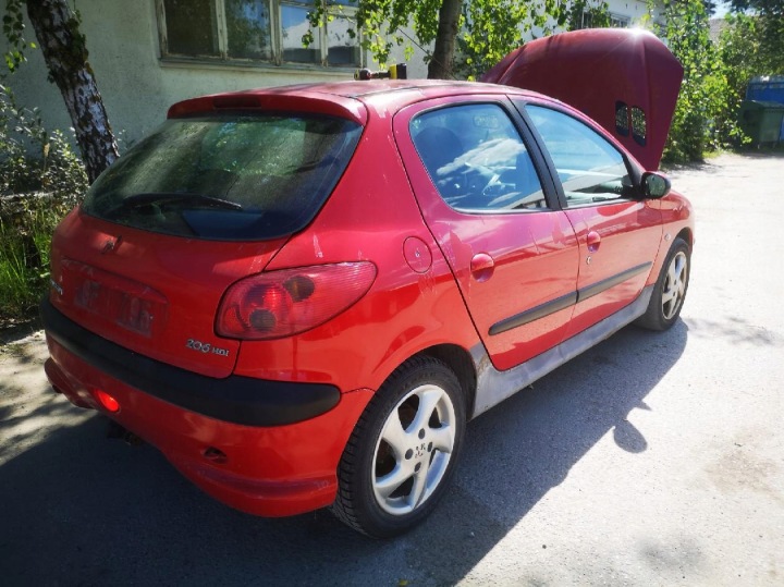 PEUGEOT 206 VANNE EGR 2004 1.4L