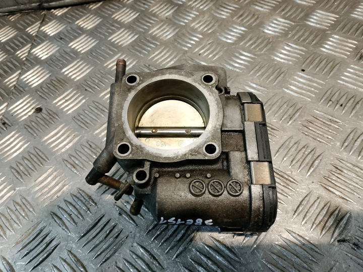 PAPILLON DES GAZ AIR AUDI A4 B6 2.0 B BOSCH 0280750088 06B133062H
