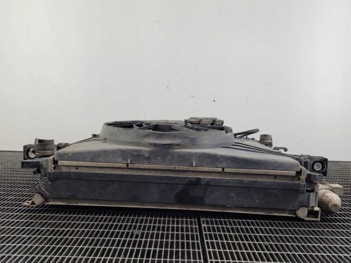 RADIATEUR EAU CLIMATISATION VENTILATEUR JEU VOLVO S60 I V70 2.4 B 30645148 30714046