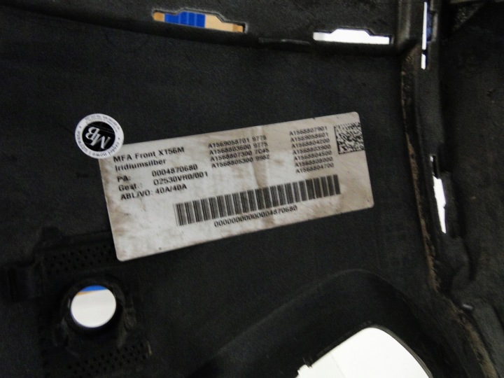 MERCEDES PARE-CHOCS AVANT SUR CAPTEURS PTS 775 ARGENTÉ GLA X156 156 LIFT