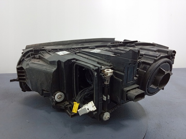 GLE W167 PROJECTEUR DROIT LED MULTIBEAM A1679065608