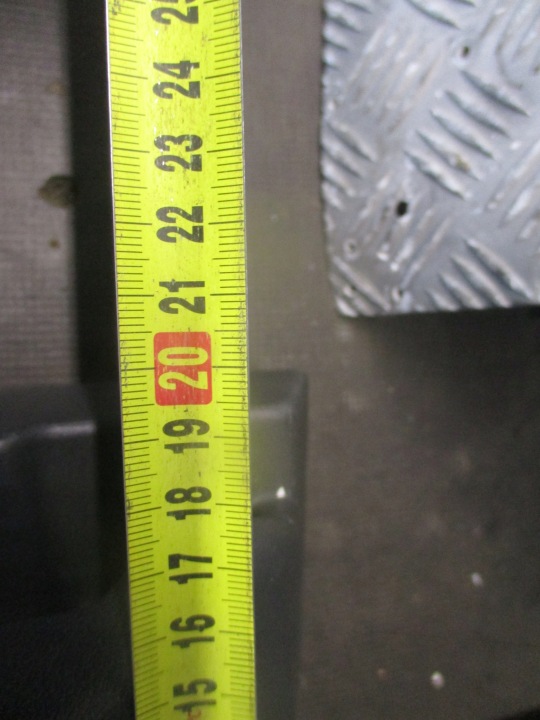 FIXATION ÉTAGÈRES DROIT ARRIÈRE 9687875080 PEUGEOT 3008 09-13R.