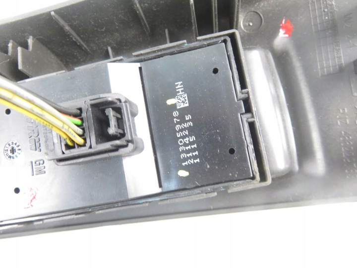 PANNEAU VITRE OPEL MERIVA B (MPV) (S10) 13266039 13305978