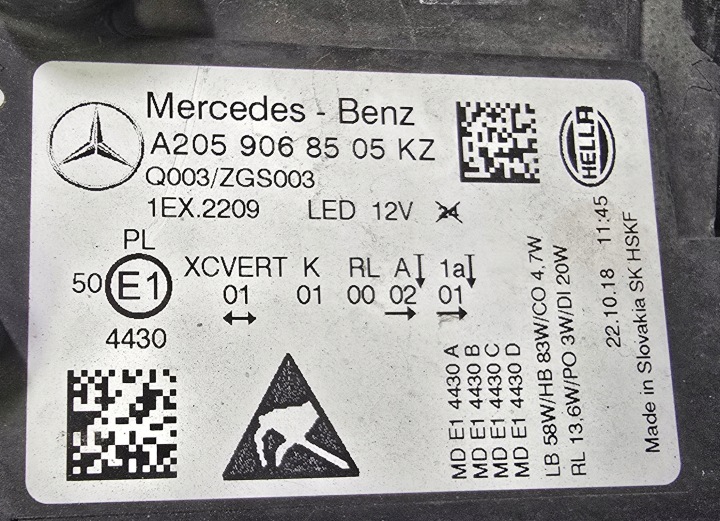 MERCEDES C-KLASA W205 RESTYLAGE LIFT 18-21 PHARE AVANT MULTIBEAM A2059068505KZ