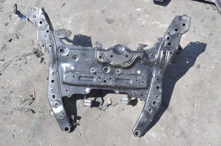 BMW 2 U06 1.5 HYBRIDE CHÂSSIS SUSPENSIONS 8836337