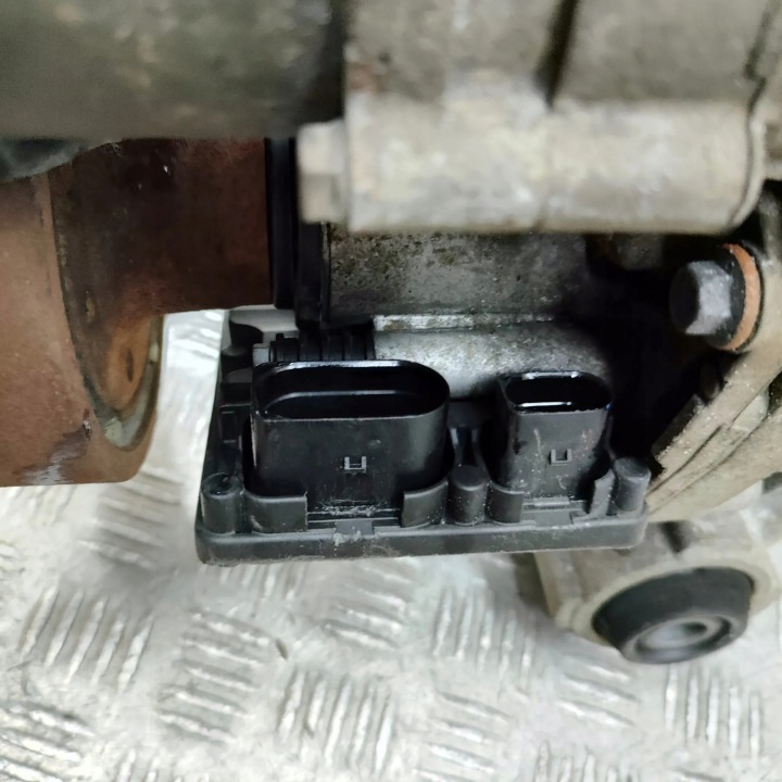 RÉDUCTEUR DE VITESSE ARRIÈRE VOLVO XC90 II P10387549 29022097 2.0L 173KW 2018