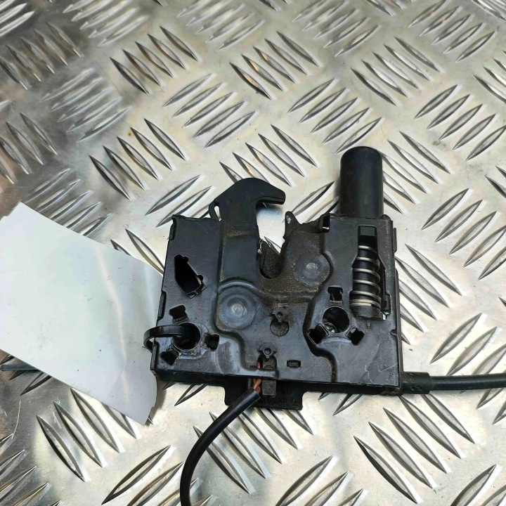 AUDI TT FV3 SERRURE CAPOTS MOTEUR 2020 8S0823509B