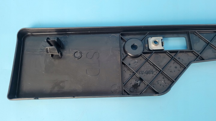 TOYOTA RAV4 V 19R MOULURE CHÂSSIS CADRE DE PLAQUE D'IMMATRICULATION 52114-42150