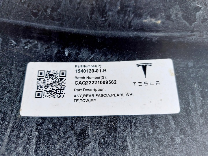 TESLA Y 22R. PARE-CHOCS ARRIÈRE 6X PDC COULEUR PPSW 1540120-01-B