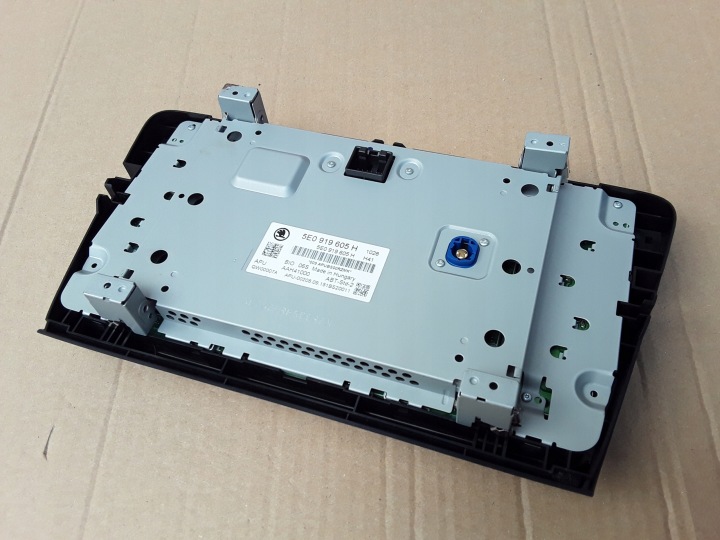 MONITEUR ÉCRAN RADIO SKODA OCTAVIA III 5E0919605H 2015