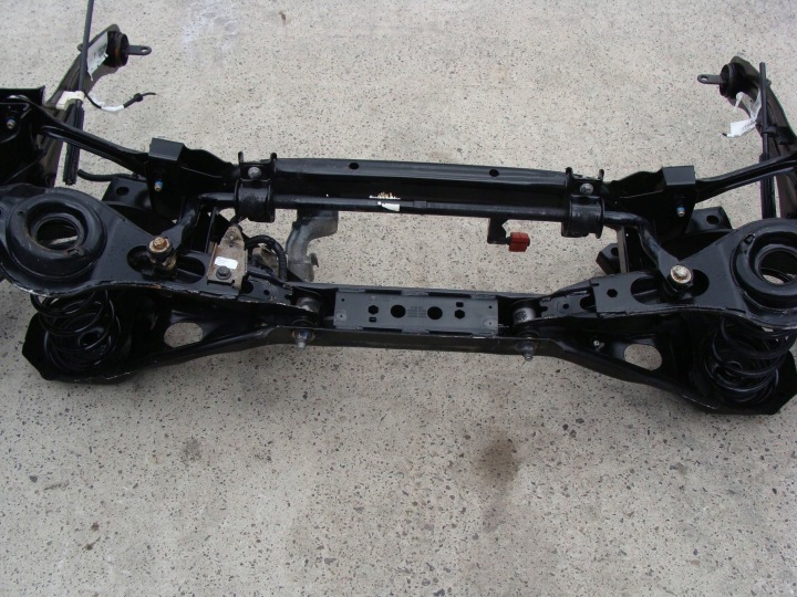 SUSPENSION ARRIÈRE COMPLET VOLVO C30 NON MALOWANE NON NAPRAWIANE REAL PHOTO
