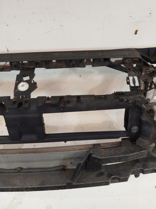 PANNEAU AVANT RENFORCEMENT POUTRE AUDI A4 B9 8W 2.0 TFSI ENSEMBLE