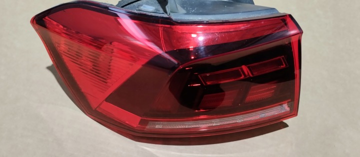 PHARE GAUCHE ARRIÈRE GAUCHE ARRIÈRE VOLKSWAGEN VW PASSAT B8 UNIVERSEL 3G9945095F