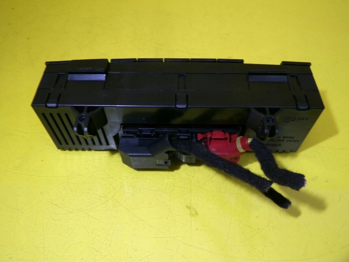 PANNEAU COMMANDE CONDUIT D'AIR CLIMATISATION SEAT IBIZA III 6L0820043E NR1546