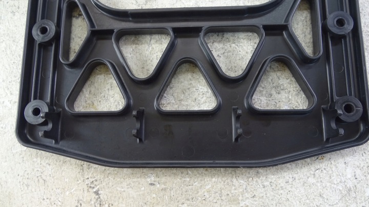 N879 HONDA TRANSALP XL 600 SUPPORT FIXATION COFFRE DE RANGEMENT CENTRAL 50315-MK5