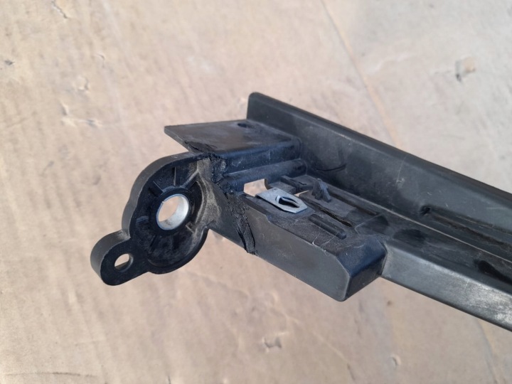 SUPPORT WSLIZG PHARES DROIT AVANT CITROEN C3 AIRCROSS LIFT