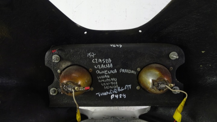 P429 YAMAHA THUNDERCAT YZF 600 CASQUETTE CALOTTE PHARE PROJECTEUR AKCESORYJNA