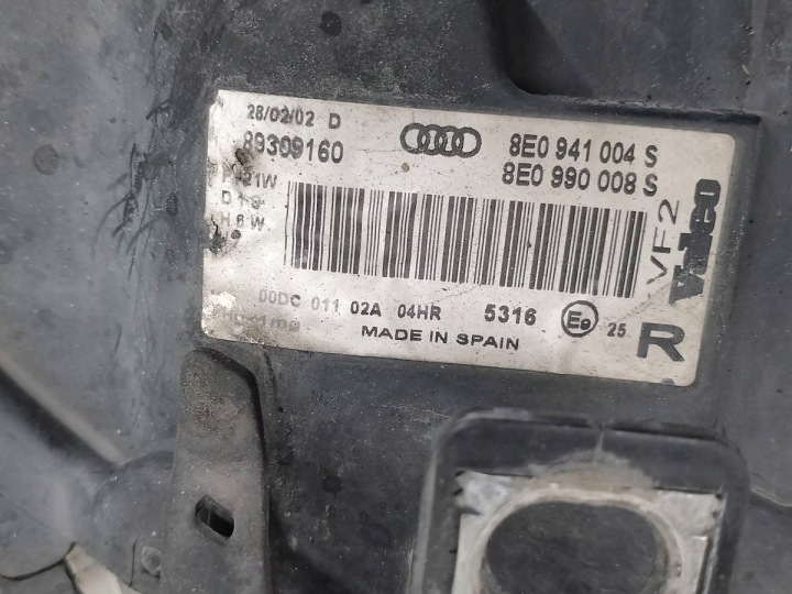 PHARE AVANT DROITE XÉNON AUDI A4 B6 89309160 8E0941004S