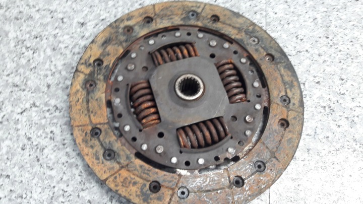 9670270080 EMBRAYAGE CITROEN BERLINGO 1.6