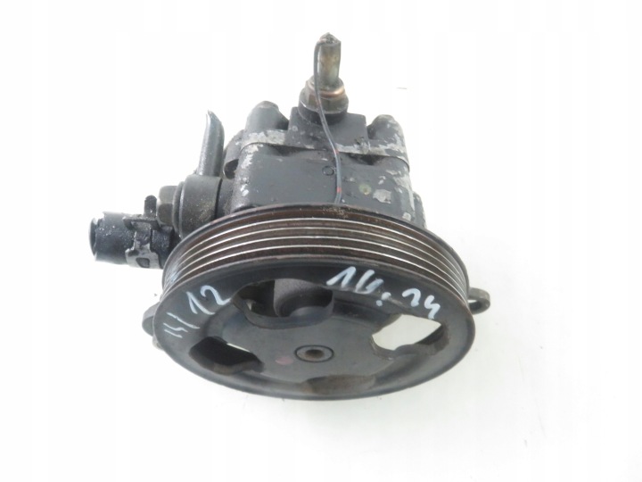 POMPE AMPLIFICATEUR MAZDA 626 V 21G72187